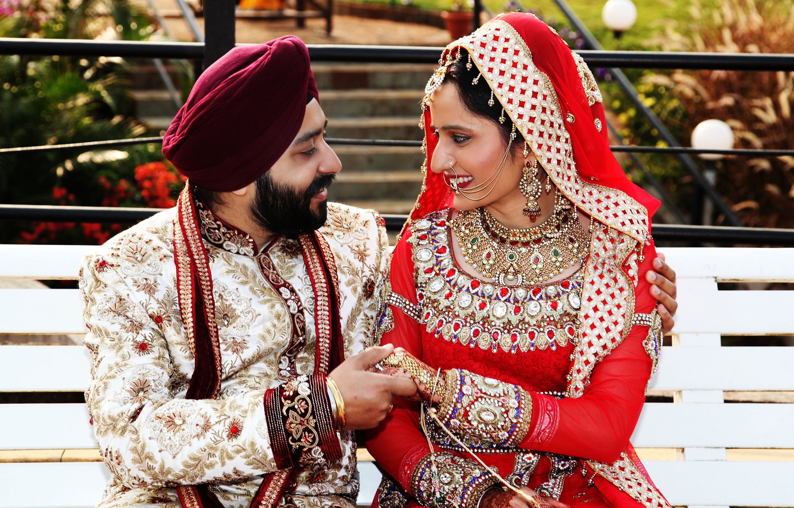 Traditional wedding photography capturing Indian cultural rituals and family portraits by Herography